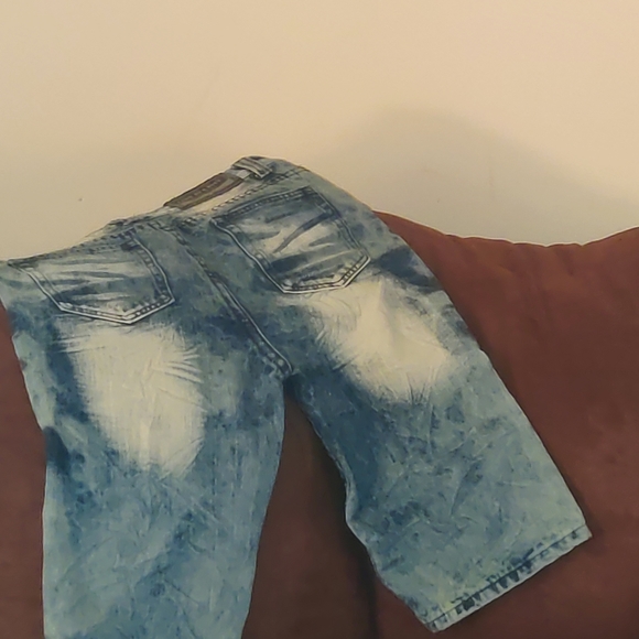 Jean shorts - Picture 2 of 3